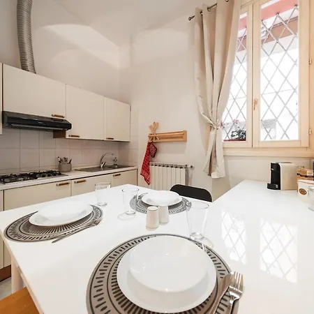 Center House - Center アパート ボローニャ