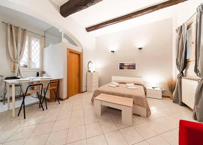 Center House - Center