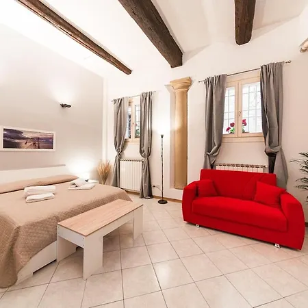 Center House - Center * Bolonha